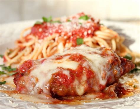 Italian Chicken Parmesan Recipe With Spaghetti And Red Marinara Sauce