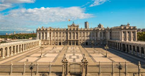 Royal Palace Of Madrid Skip The Line Guided Tour Getyourguide