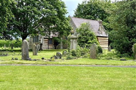 Finedon Cemetery David Dixon Geograph Britain And Ireland