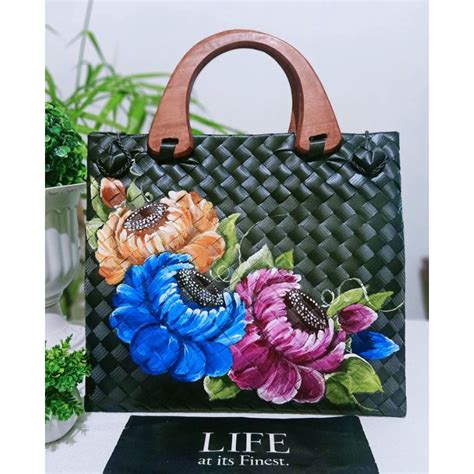 Classy Handpainted Bayong Bag With Mahogany Wood Handle Shopee