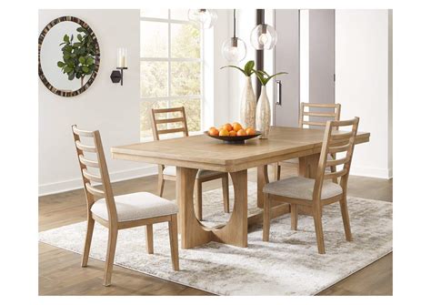 Rencott Dining Table And Chairs