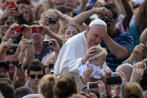 Vaticano descarta que Papa Francisco haya aceptado aparecer en película