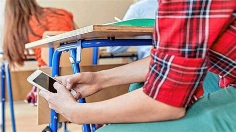 El Uso De Celulares En El Aula Genera Un Constante Debate