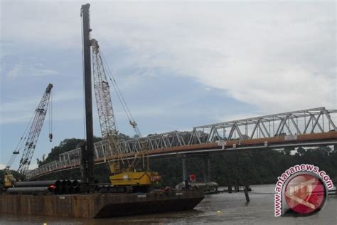 Gubernur Pimpin Pemancangan Jembatan Kembar Samarinda ANTARA News