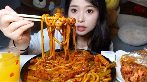 Eat A Super Spicy Fried Rice Noodles And Oily Sticky Rice ~asmr Mukbang