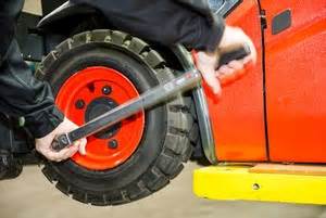 Forklift Tires - Tips on Selecting the Best for Your Machine