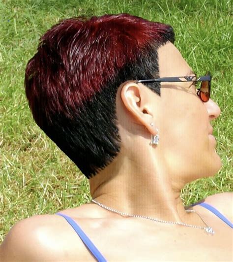 Pin By Joerg Foelke On Hair In 2024 Red Hair Pixie Cut Two Toned