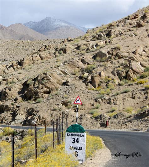 Khardung La - Journey to Highest Motorable Road! - Road to Taste