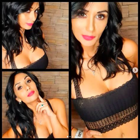 Pamela Díaz sacó el bikini y recibe aplausos por su figura