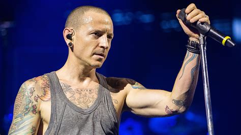 Chester Bennington Linkin Park Singer Dead At 41