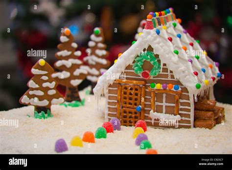 Close Up Of Log Cabin Gingerbread House Scene Stock Photo Alamy