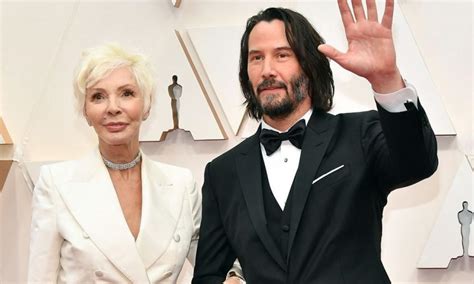 Oscar La Mamma Di Keanu Reeves Scambiata Per La Sua Fidanzata