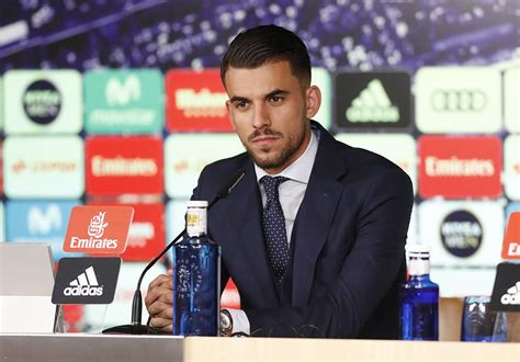 Presentación De Dani Ceballos Con El Real Madrid