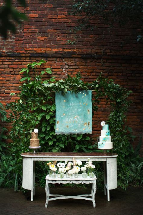 Aqua and gold wedding ideas | Aqua wedding | 100 Layer Cake