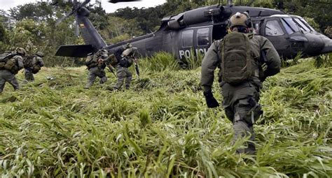 Colombia Diez Disidentes De Las Farc Mueren En Bombardeo Militar En El Municipio De Calamar