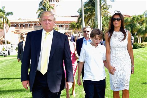 Trump’s Mar-a-Lago Neighbors: Get the Hell Off Our Lawn | Vanity Fair