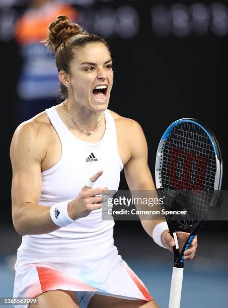 Maria Sakkari Photos and Premium High Res Pictures - Getty Images