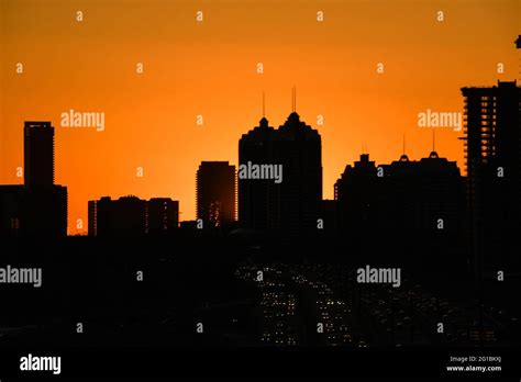 Sunset In Toronto Stock Photo Alamy