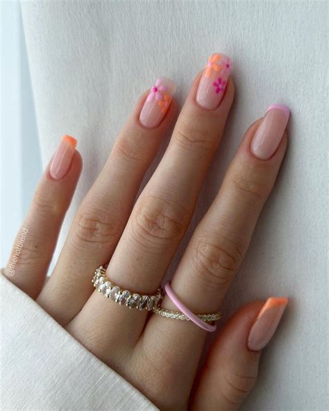 Simple Summer Nail Ideas 2022062039 55 Simple Summer Nail Ideas To