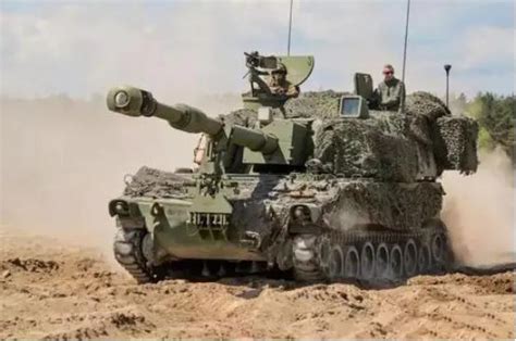 美国的自行火炮m109a6，厉害在哪里看完你就明白了自行火炮炮塔射程新浪新闻