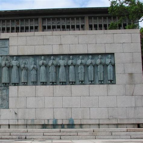 Monumento a los mártires de Nagasaki Monument to the martyrs of