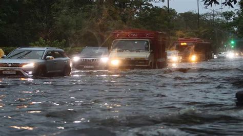 Delhi Braces For Heavy Rain As Imd Issues Orange Alert For Upcoming Days