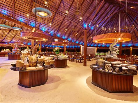 Kuredu Island Resort & Spa 4*