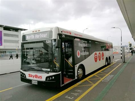 奥克兰机场大巴开通北岸线路 Skybus North Harbour 看新西兰