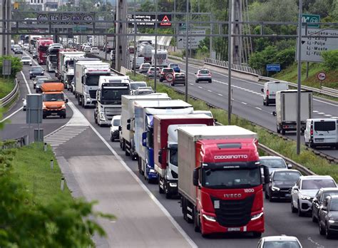 Nesreča na štajerki avtocesta zaprta v obe smeri Kronika