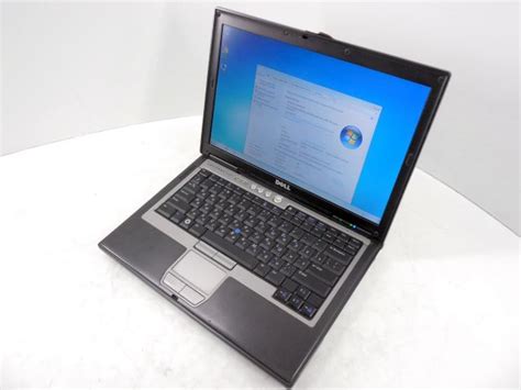 Ноутбук Dell Latitude D630