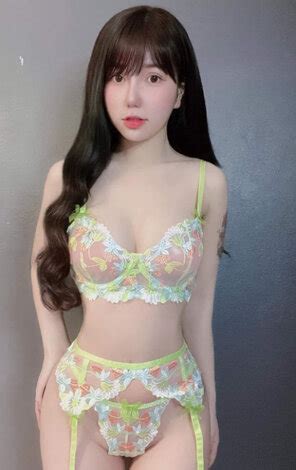 SEXY AND HOT 321 Bandicam 2022 05 26 13 51 15 646 Porn Pic