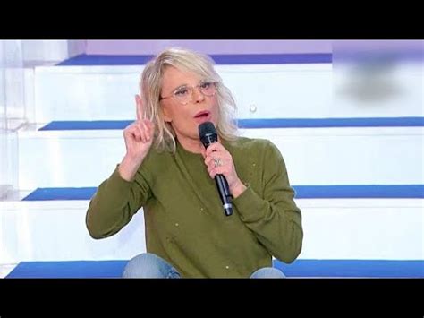 UeD Maria De Filippi Perde Il Controllo Sei Falsa Lhai Fatta