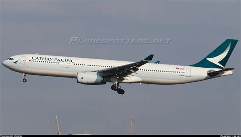 B HLM Cathay Pacific Airbus A330 343 Photo By Aflyingfrank ID 1626853