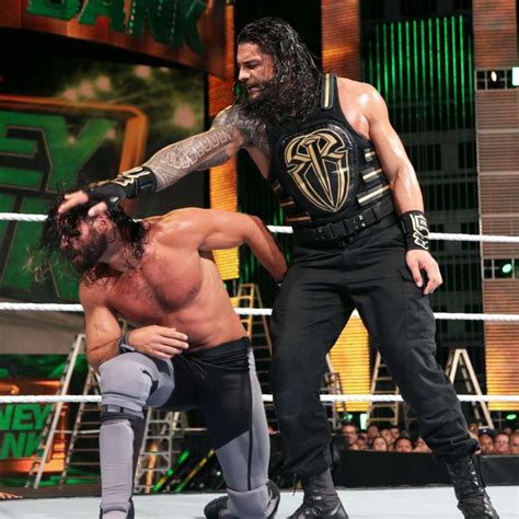 Wwe World Heavyweight Champion Roman Reigns Vs Seth Rollins Photos