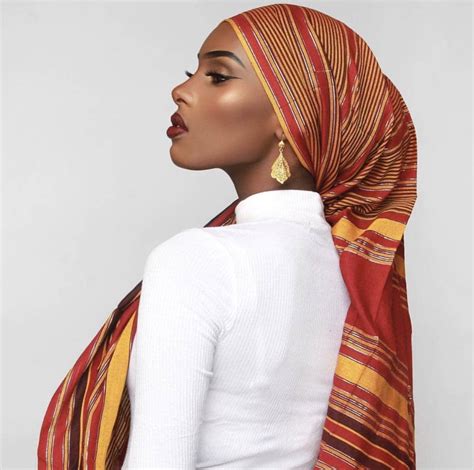 Pin By Rahma Ahmed On African Styles Head Scarf Styles Somali Fashion