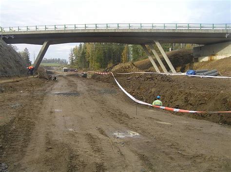 Šíp Stavba mimoúrovňové křižovatky Skalka