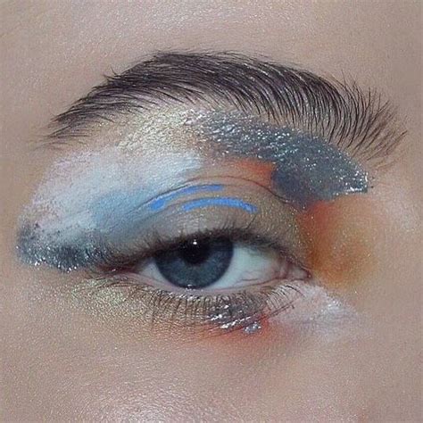 Head In The Clouds Eye Makeup Look Sky Colors Shimmer Face Art En