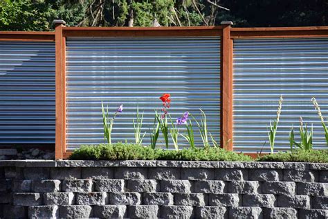 24 DIY Fence Ideas to Create Privacy in Your Outdoor Space