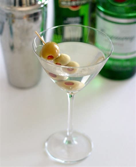 Classic Martini - Garnish