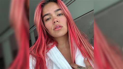 Karol G Sorprendió A Sus Seguidores Al Eliminar Muchas De Las Fotos Que