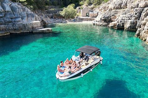 Golden Horn Beach Nordküste der Insel Hvar Private Bootstour