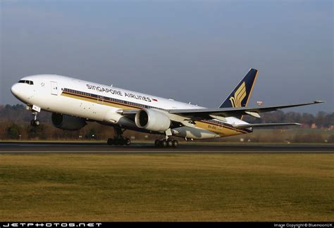 V Svl Boeing Er Singapore Airlines Bluemoonuk Jetphotos