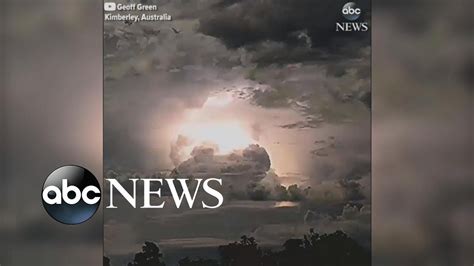 Transfixing electrical storm lights up Australian sky - YouTube