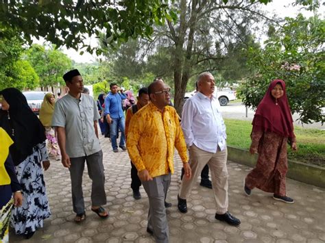 SEKDA ACEH TINJAU PROGRAM BEREH SMAN 1 JULI Jurnal Pase