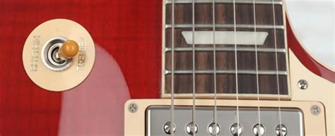 Gibson Les Paul Standard '50s VS '60s: What are the differences ...