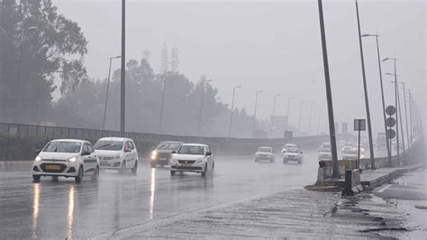 Heavy Rains To Lash North And Northwest India On January 4 5 Delhi