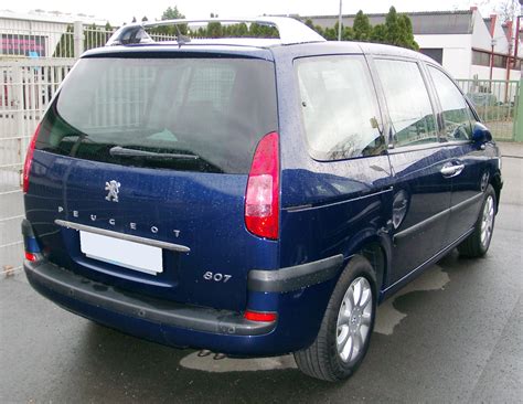 PEUGEOT 807 - Review and photos