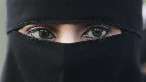 Can Schools Ban The Veil Bbc News