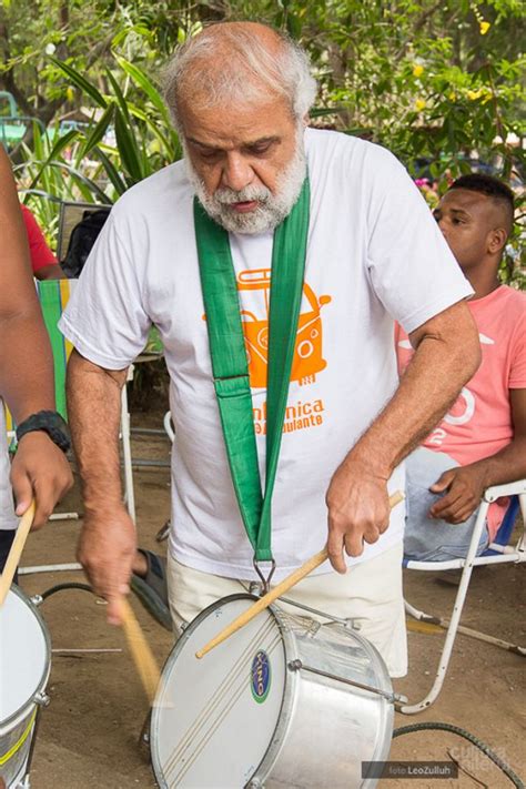 Fundação de Arte de Niterói Neste domingo o Bloco Semente agita o