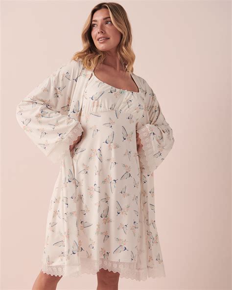 La Vie En Rose Super Soft Lace Trim Kimono